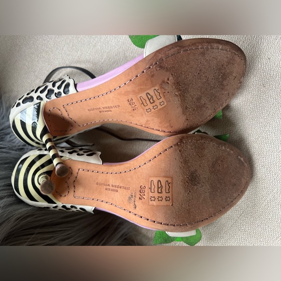 * * S O L D*-* Sophia Webster Lilico Jungle
Flower Sandals 38.5 - Picture 12 of 16